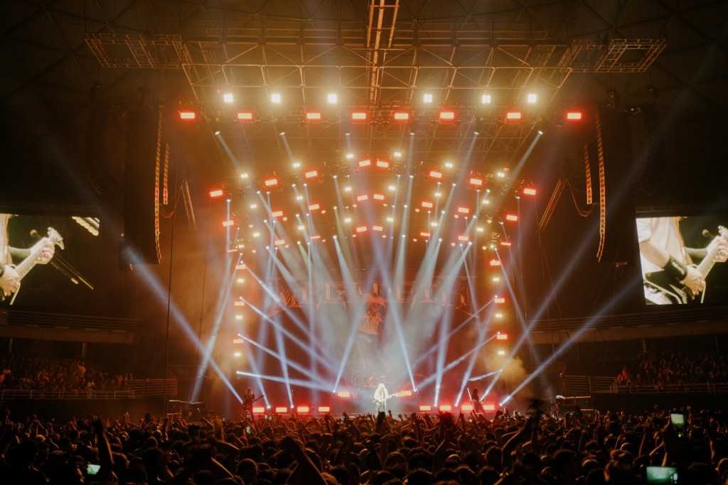 Megadeth: Behind The Mask